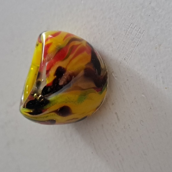 unbranded Jewelry - VTG marbled bubble glass ring retro funky colorful artsy Mod jewelry ladies